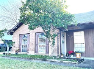 3719 Quiet Place Dr, Houston, TX 77082