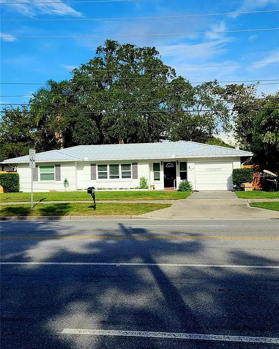 305 N Hercules Ave