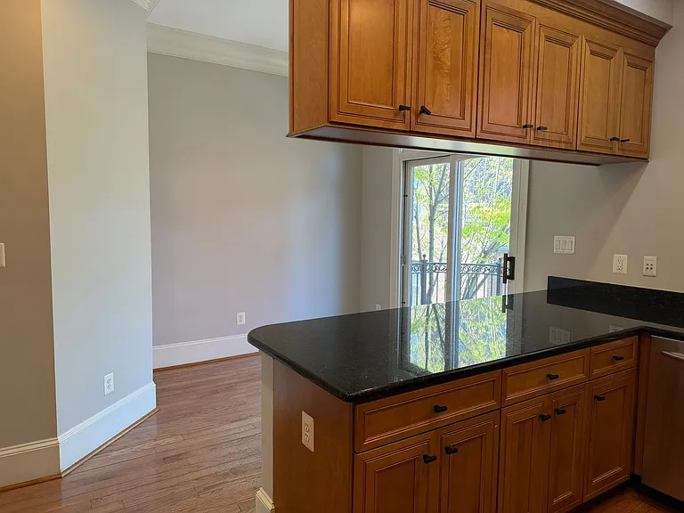 12460 Ansin Circle Dr — Photo 10