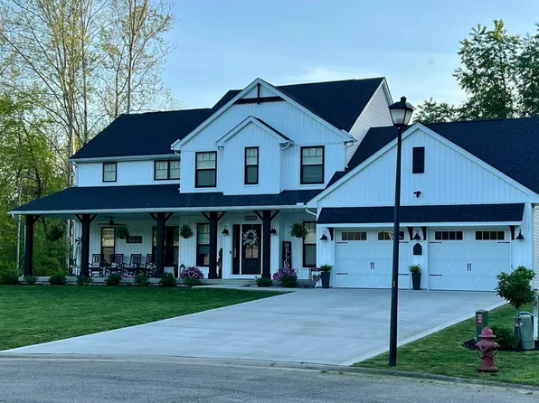 32263 Cedar Ln, Logan, OH 43138