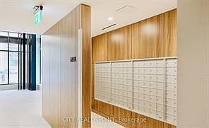 1st image of 2525 Bathurst St #1B-1Ba-599Sqft