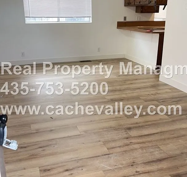 551 Dee Ave #1-4 — Photo 5
