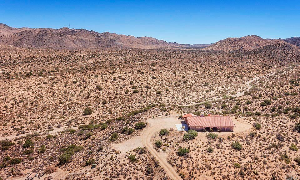 1st image of 58969 Carmelita Cir