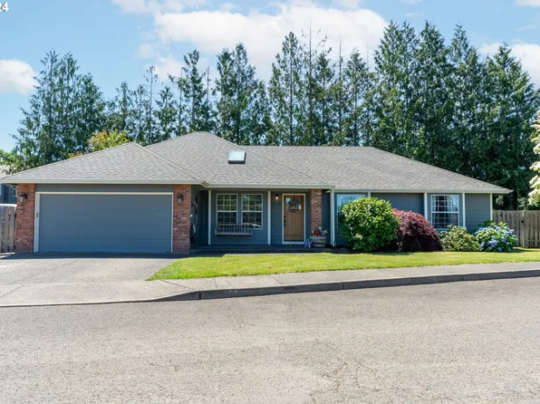 1103 NE 12th Way, Canby, OR 97013