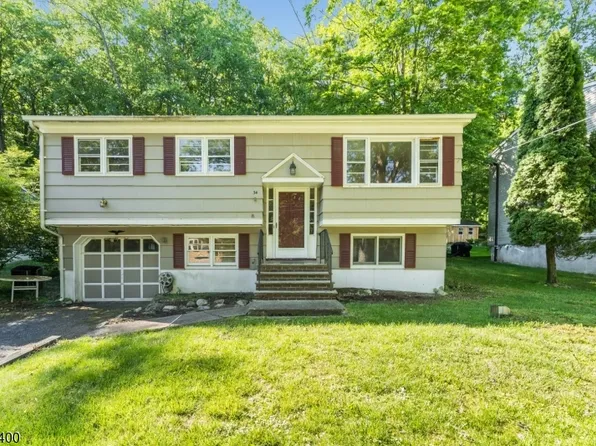 34 Brookwood Dr, Byram Twp., NJ 07874