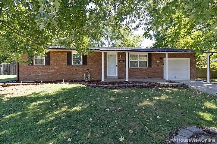 1st image of 226 S West Ln