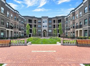 920 Veterans Way #204, Carmel, IN 46032