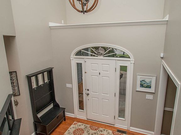 4th image of 1425 Honeygold Ln