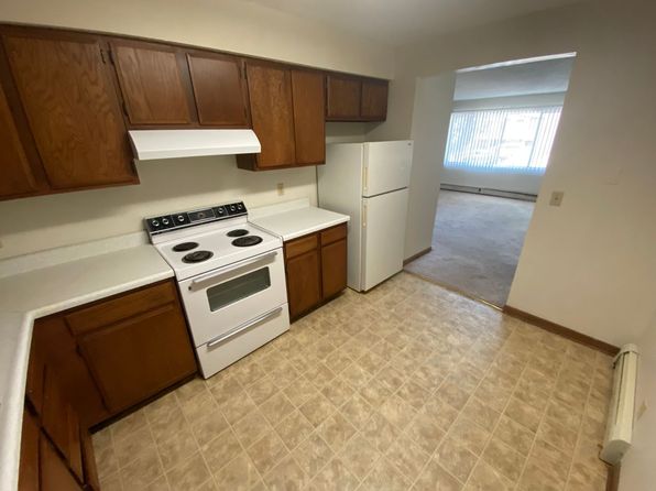 1136 G St #7