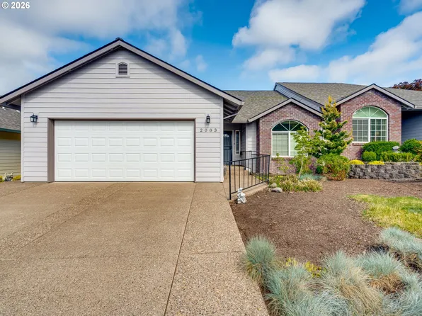 2083 NW Willamette Dr, McMinnville, OR 97128