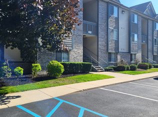 18400 N Ridge Ct APT 6, Spring Lake, MI 49456