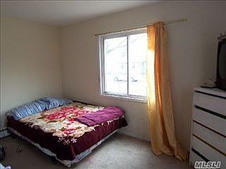 3rd image of 251 Wright St