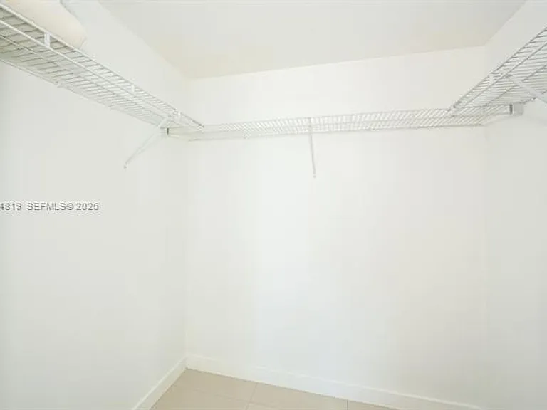 55 SE 6th St #CU-2210 — Photo 12
