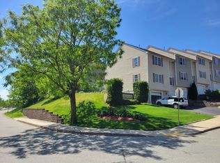 25 Villa Nova St APT 4, Woonsocket, RI 02895