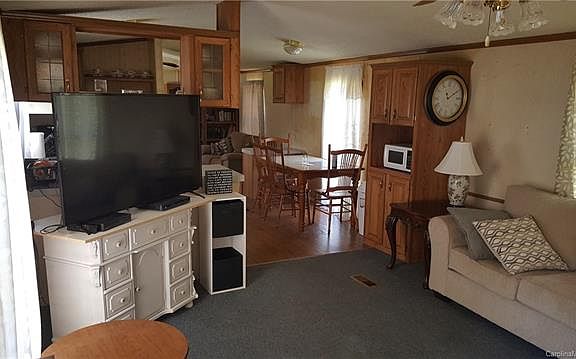 3rd image of 6120 Bradshaw Ln