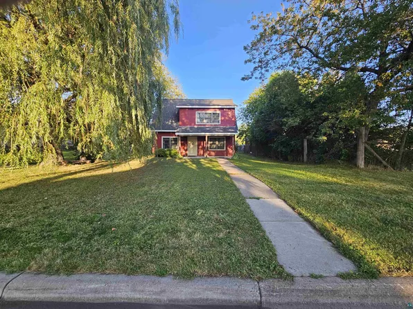 612 S 67th Ave W, Duluth, MN 55807