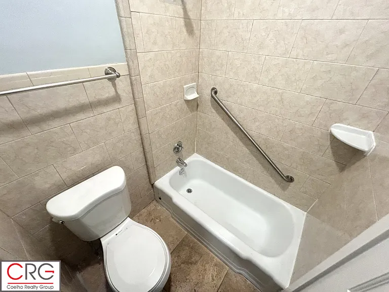 284 Revere St #3R — Photo 14