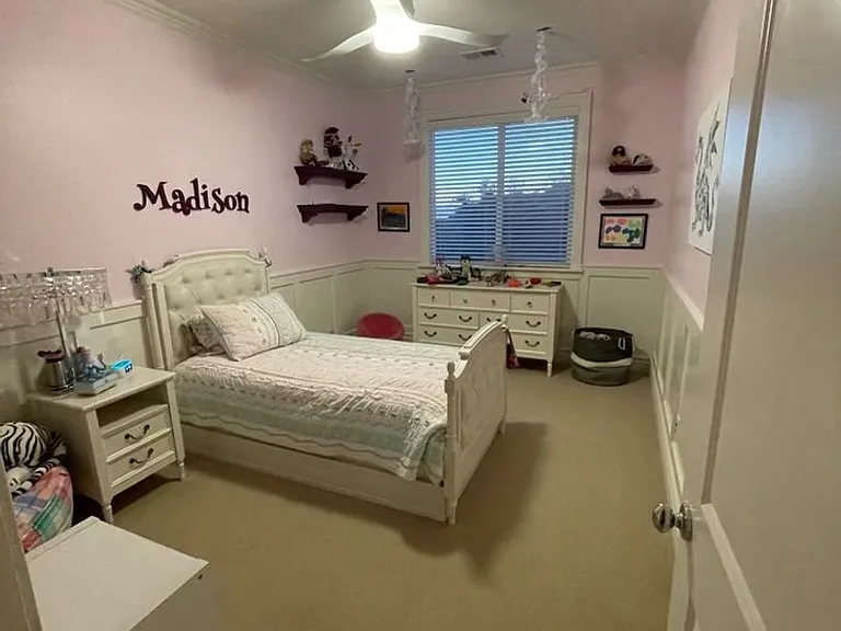 877 Hailey Ct — Photo 10