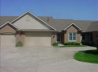 1674 Edgebrooke Ct, Goshen, IN 46528
