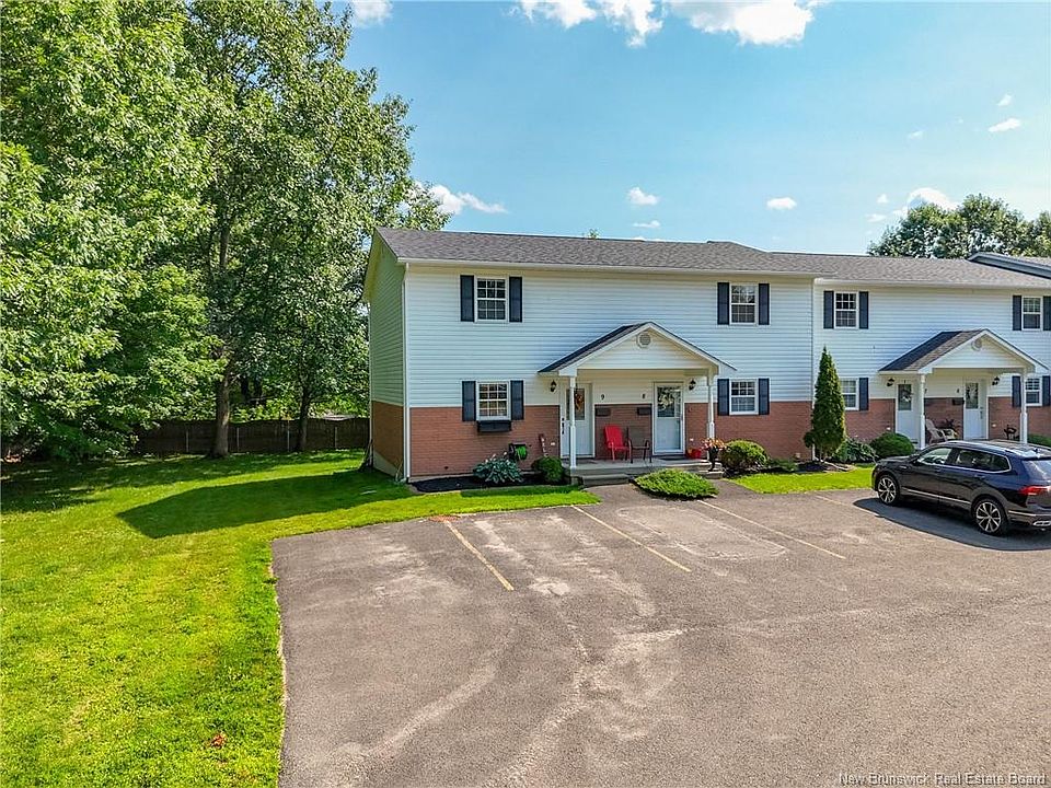 1st image of 175 Riverside Dr #9