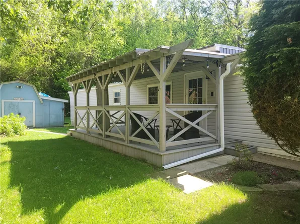 208 York Cir, Rostraver Township, PA 15012