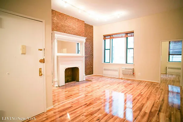 Rented by Living New York | media 1