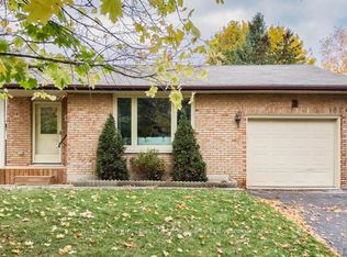 8 Dunsford Cres, Saint Marys, ON N4X0A4