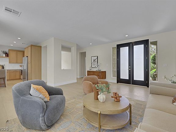 5th image of 10551 Mandarino Ave