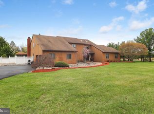 700 Cox Rd, Moorestown, NJ 08057