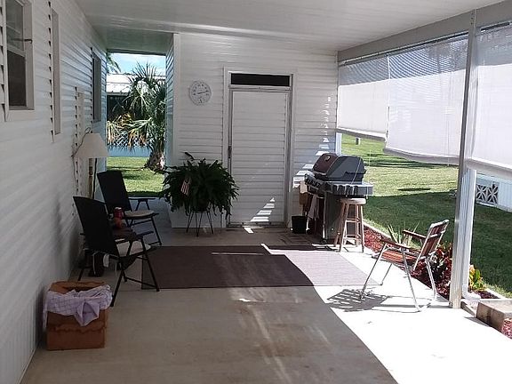 Grill Area/Patio
