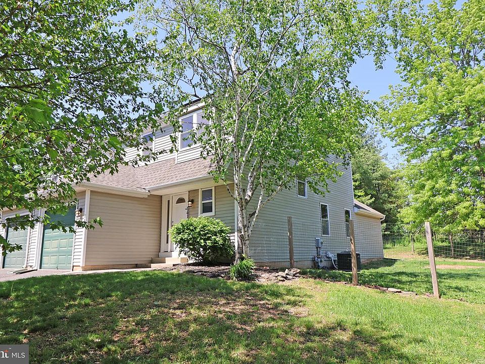 1st image of 141 Azalea Cir