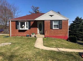 8440 Winchester Dr, Pittsburgh, PA