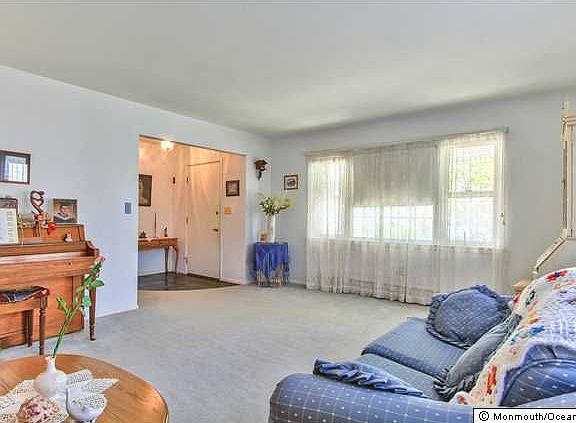 5th image of 2186 Dogwood Ln