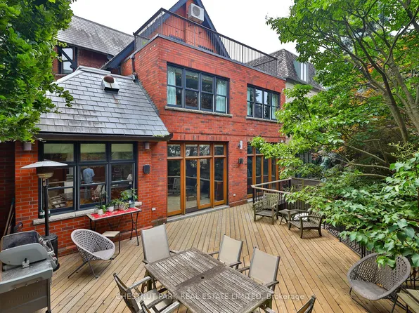 46 Lowther Ave, Toronto, ON M5R 1C6