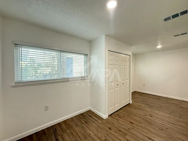 12400 Welcome Dr — Photo 15