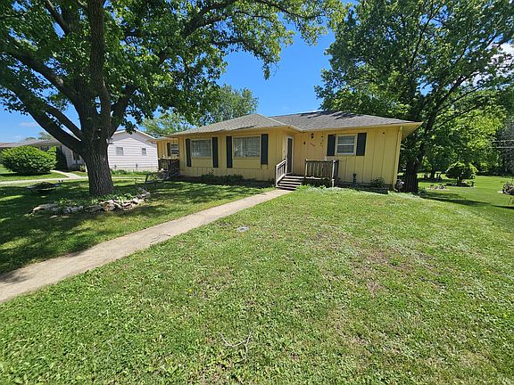 3rd image of 1424 Dorney Dr