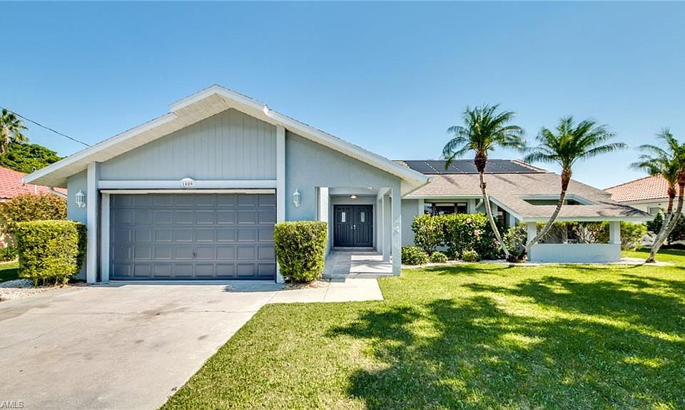 1st image of 1009 SW 54th Ln