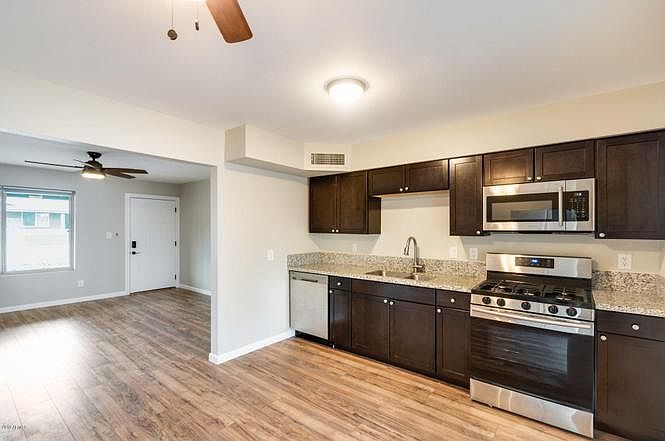 2nd image of 2502 E Vista Dr