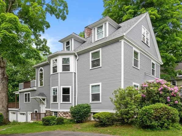 27 Forest St, Wellesley, MA 02481