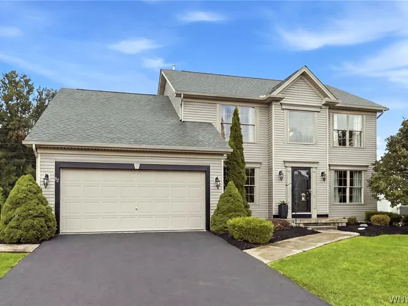 52 Avian Way, Lancaster, NY 14086