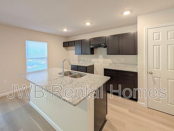 3rd image of 3833 Soutel Dr