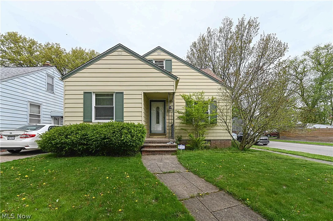 1602 Mayview Ave photo 1