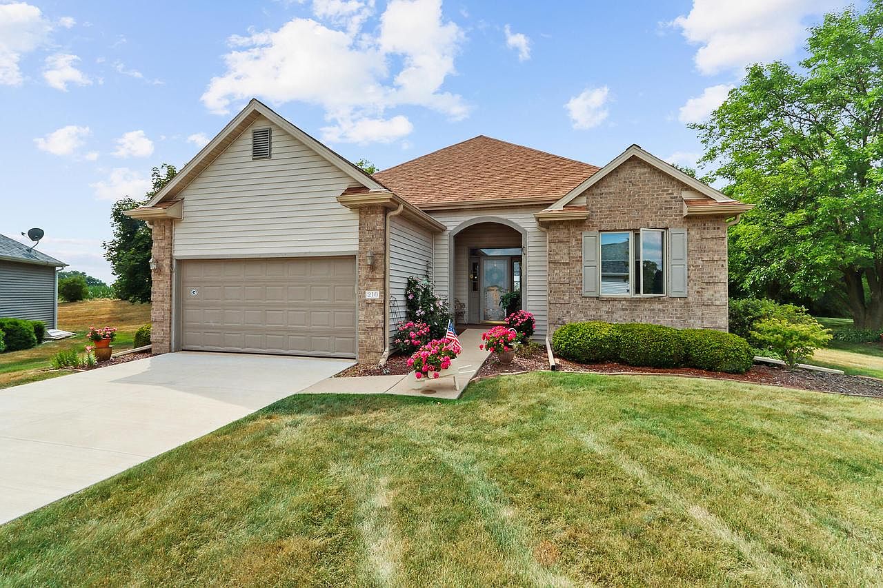 210 Meadow COURT UNIT 10, Delavan, WI 53115 MLS 1842239 Zillow
