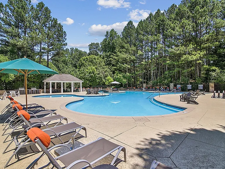 Exterior - Swimming Pool