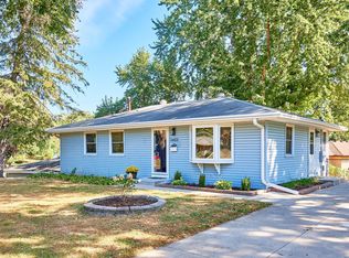 2603 Cedar Crest Rd W, Minnetonka, MN 55305