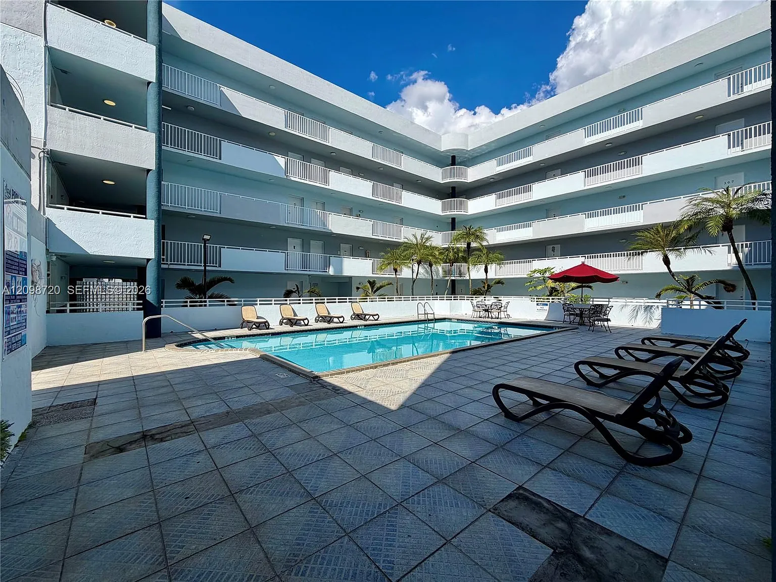 Azul At Fontainebleau Con — Photo 3