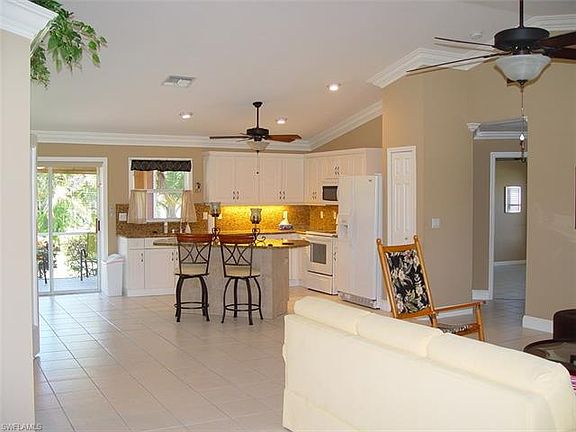 2nd image of 2536 SW 25th Pl