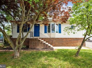 13 Brewer Ave, Blackwood, NJ 08012