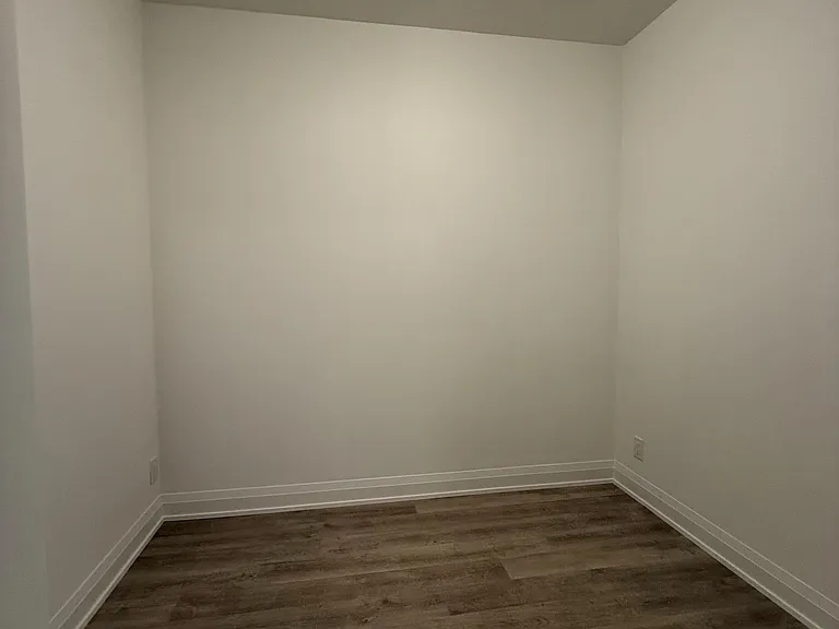 65 Broadway Ave #2210 — Photo 9
