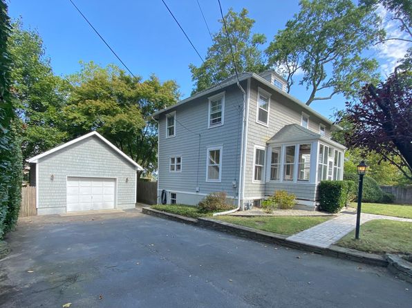 4 Minton Ln